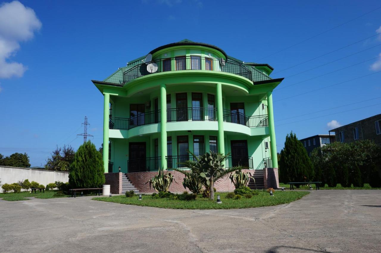 Villa Qero Batumi Exterior foto