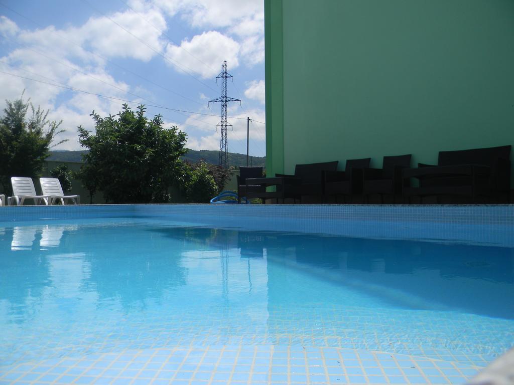 Villa Qero Batumi Exterior foto